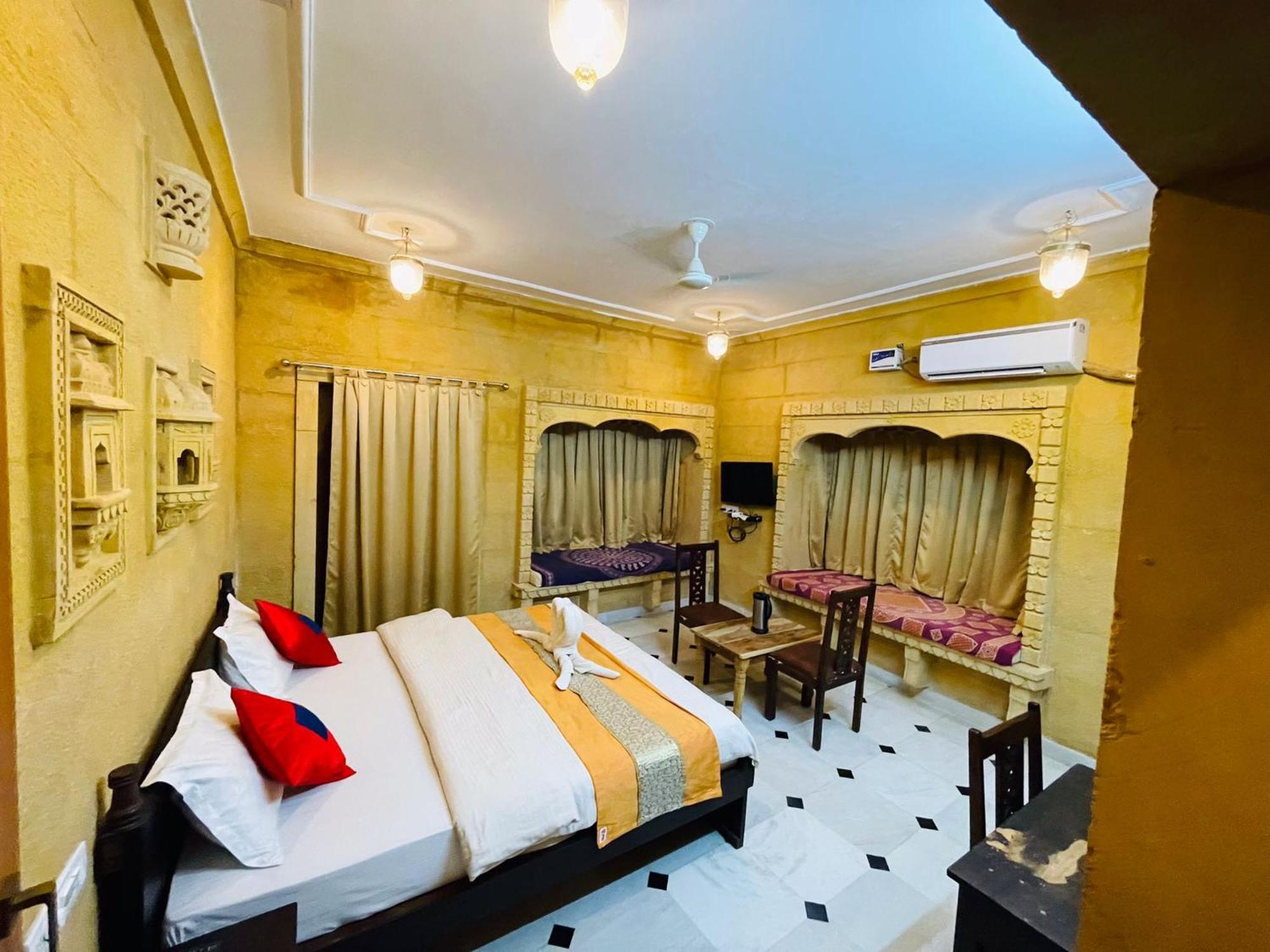 Golden Marigold Hotel Jaisalmer Exterior foto