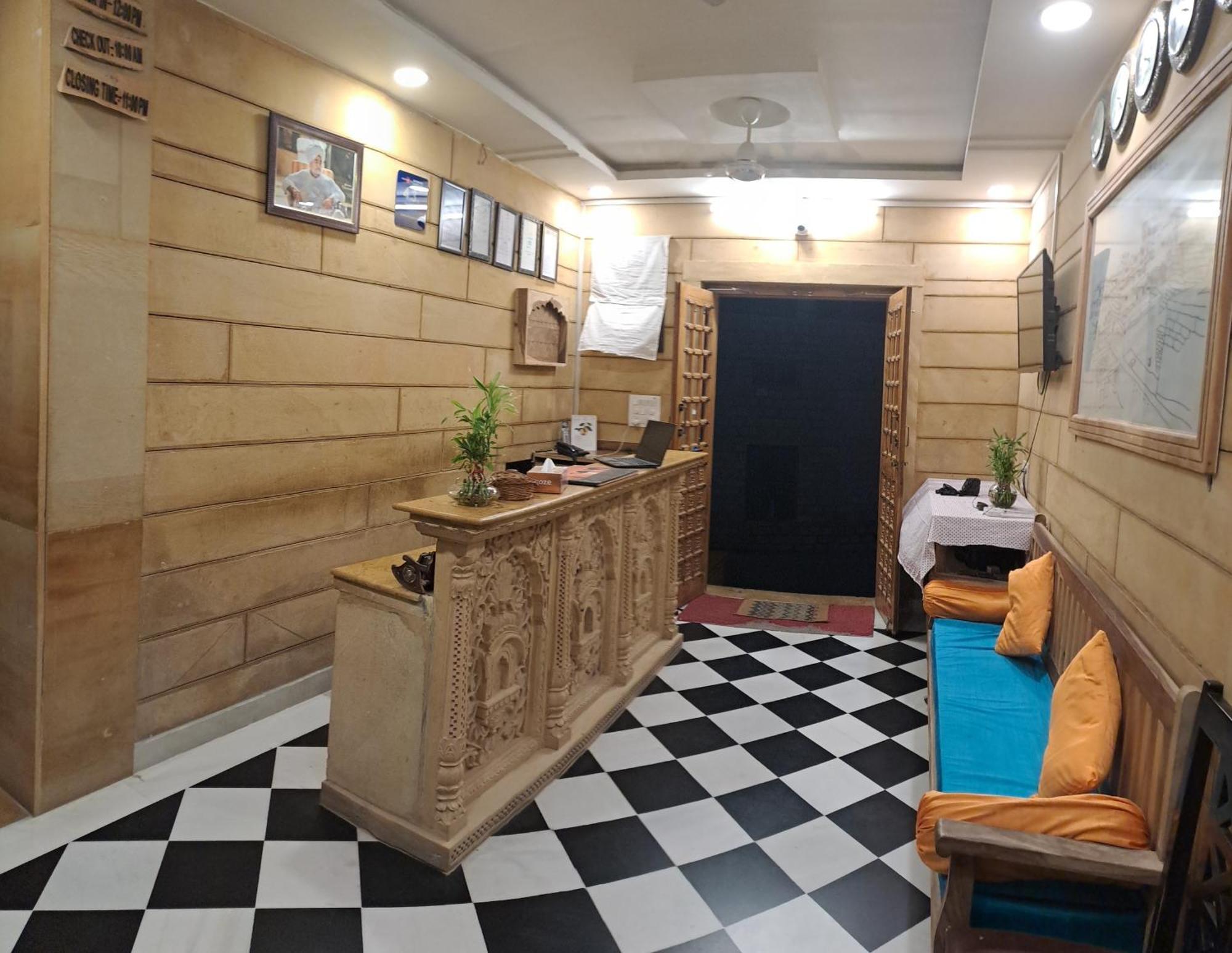 Golden Marigold Hotel Jaisalmer Exterior foto