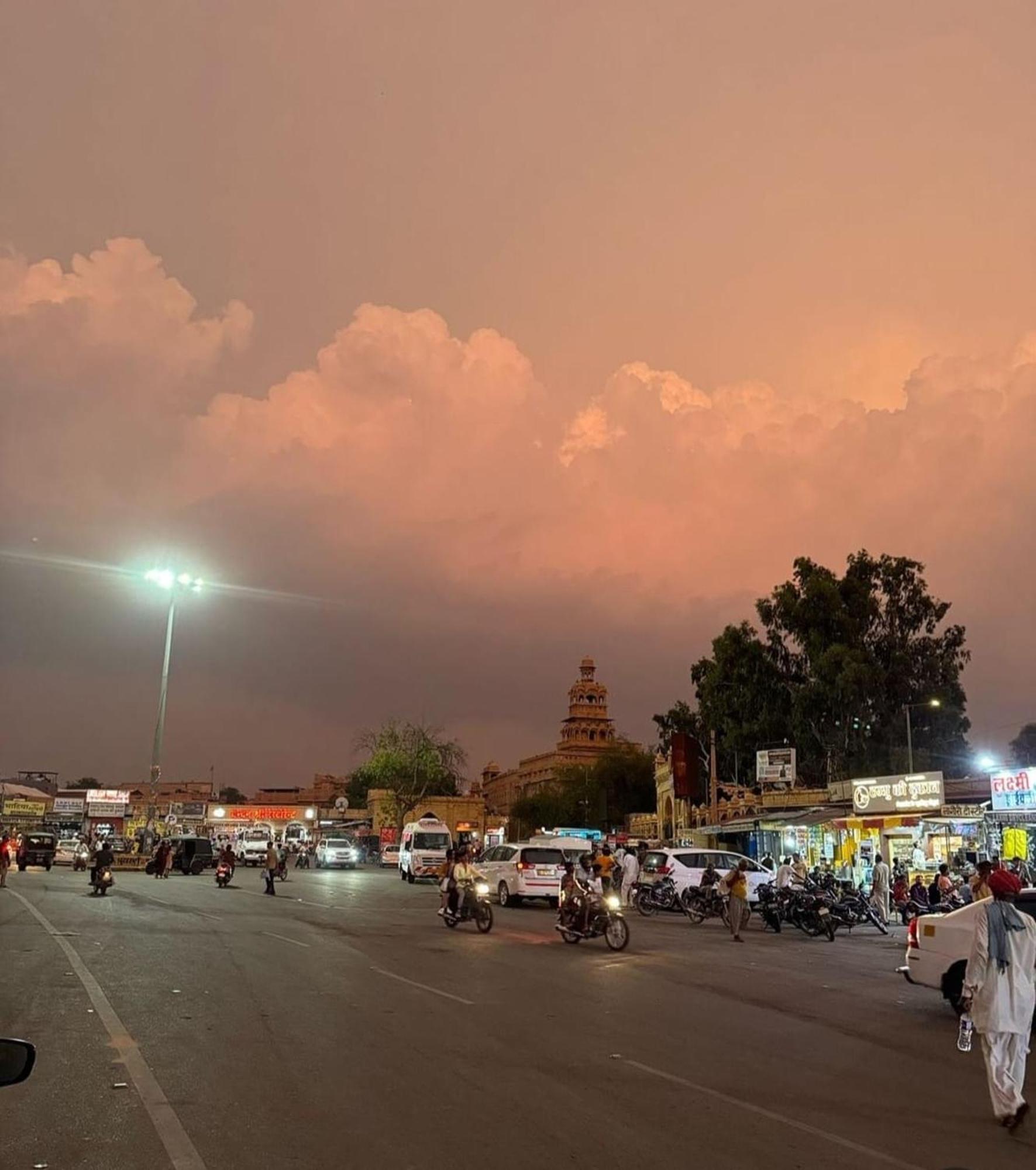 Golden Marigold Hotel Jaisalmer Exterior foto